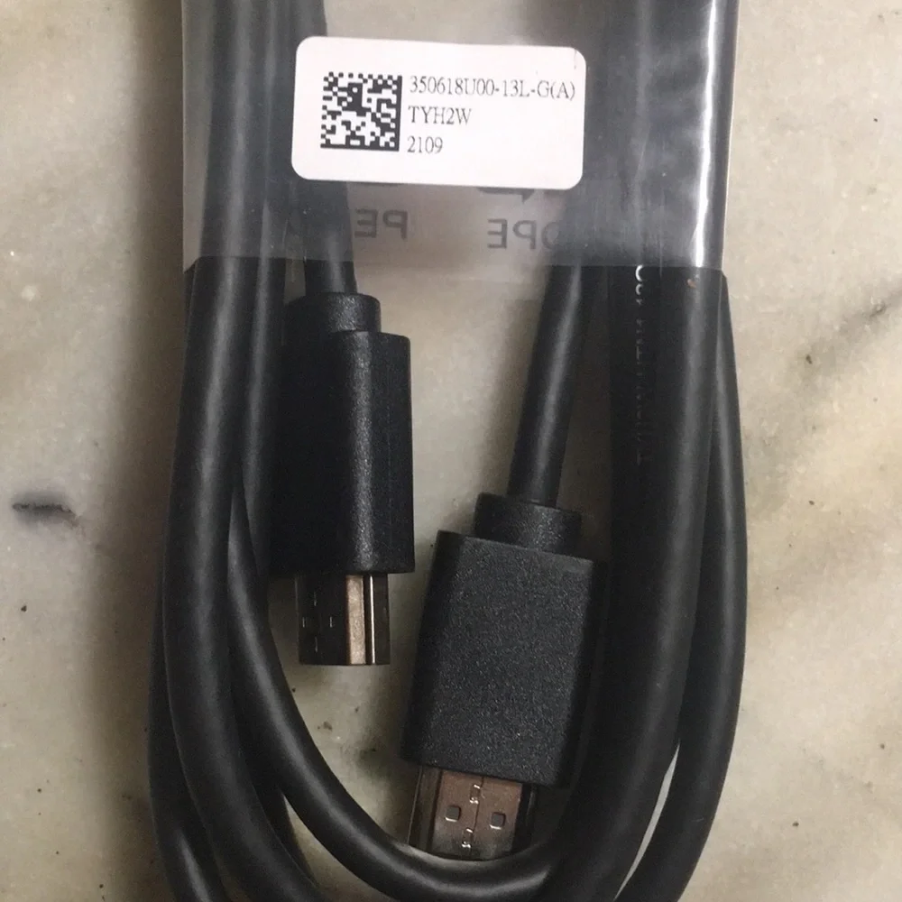 NWT 3 piece (benfei/hdmi/power)